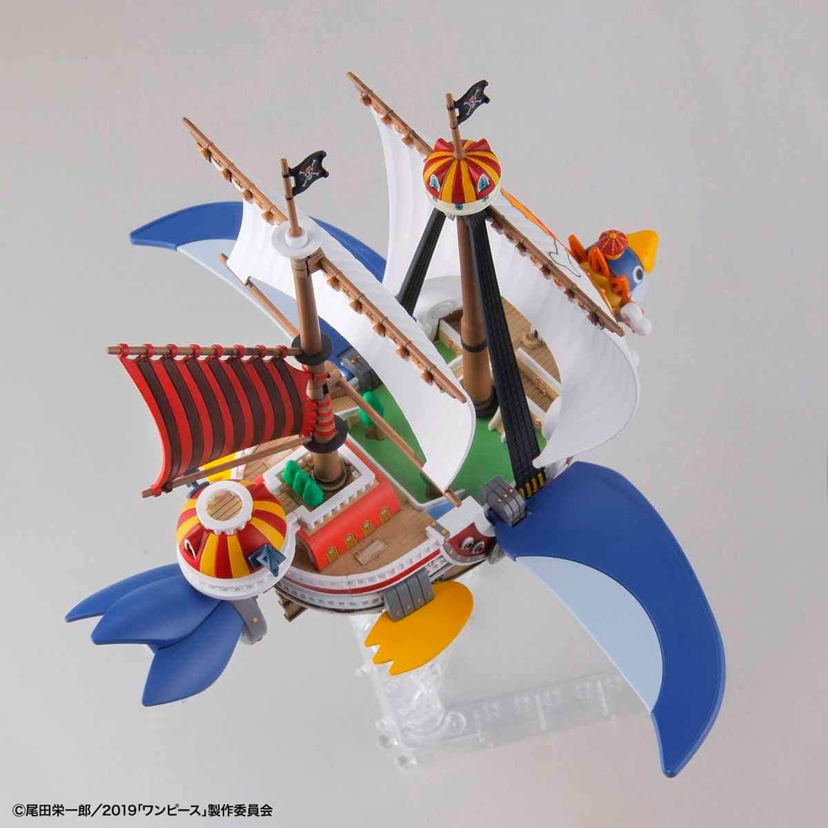 Bandai Model Kit One Piece Grand Ship Collection Thousand Sunny Flying Model