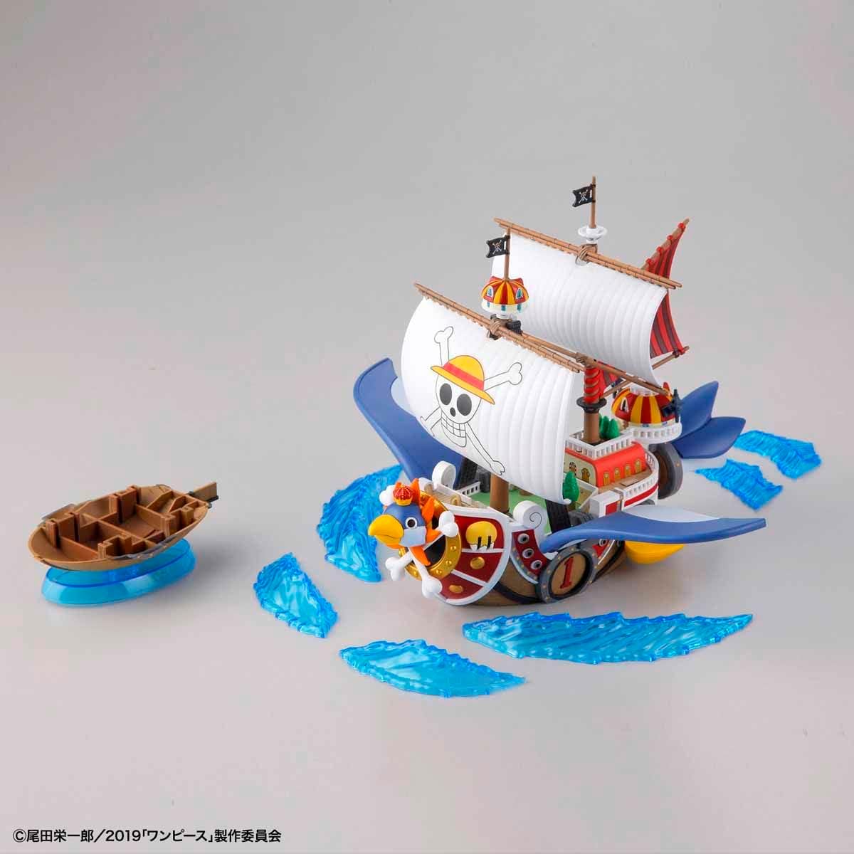 Bandai Model Kit One Piece Grand Ship Collection Thousand Sunny Flying Model