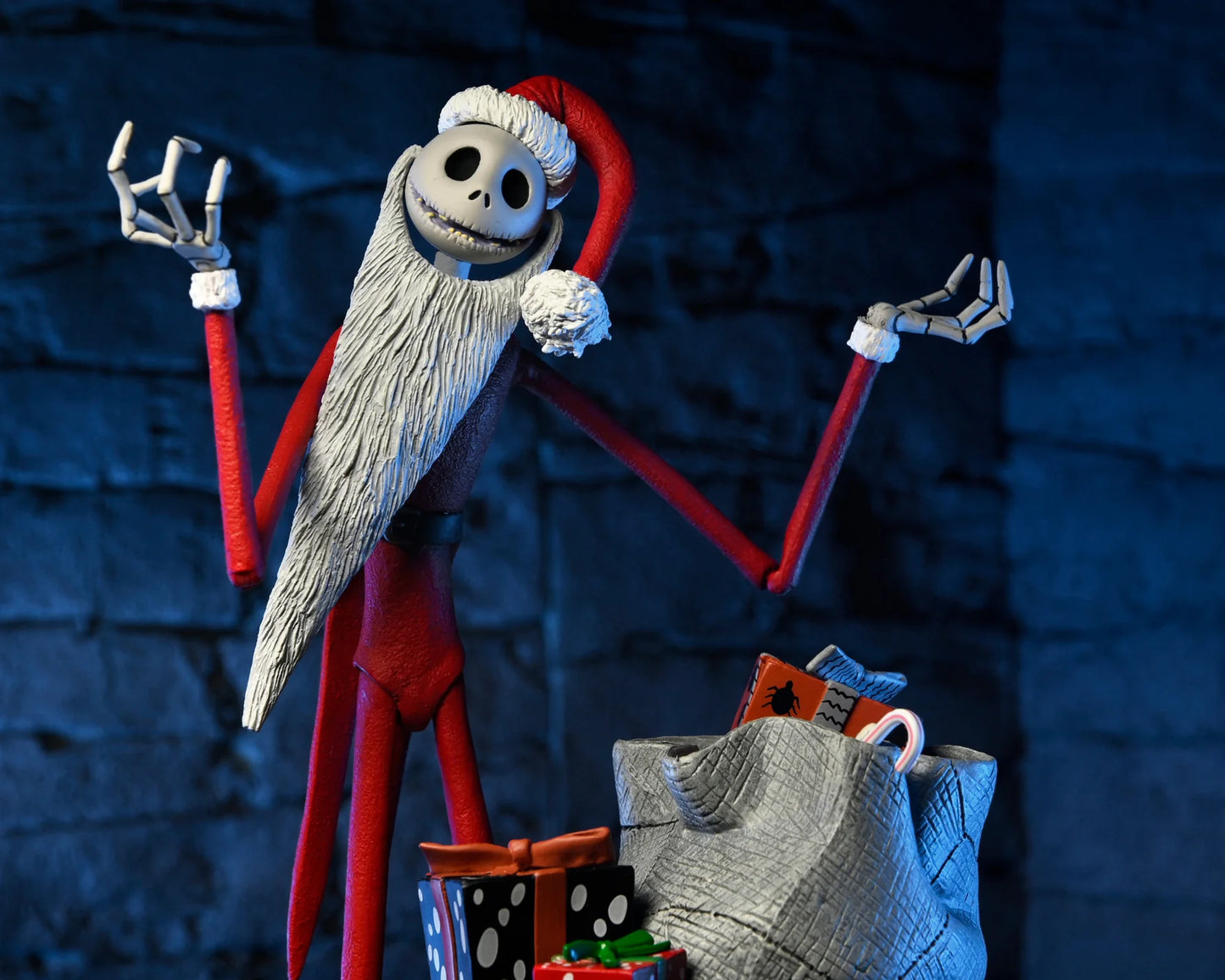 NECA Ultimate The Nightmare Before Christmas - Santa Jack Skellington