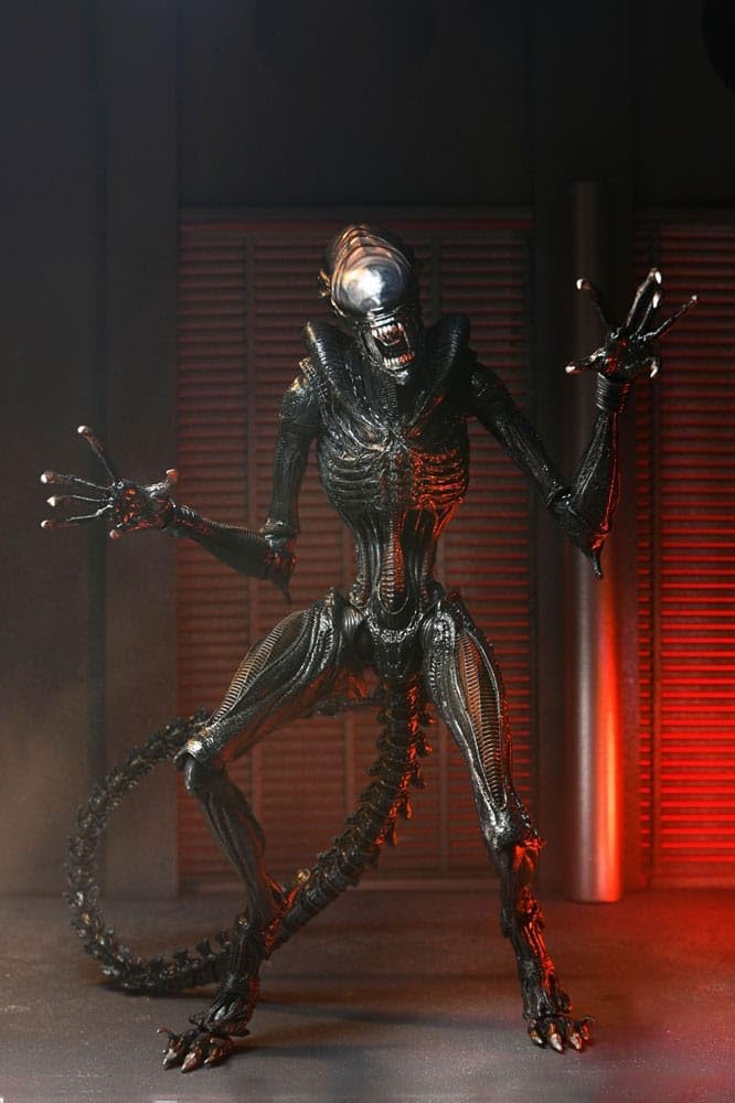 NECA Ultimate Alien Romulus Scorched Xenomorph