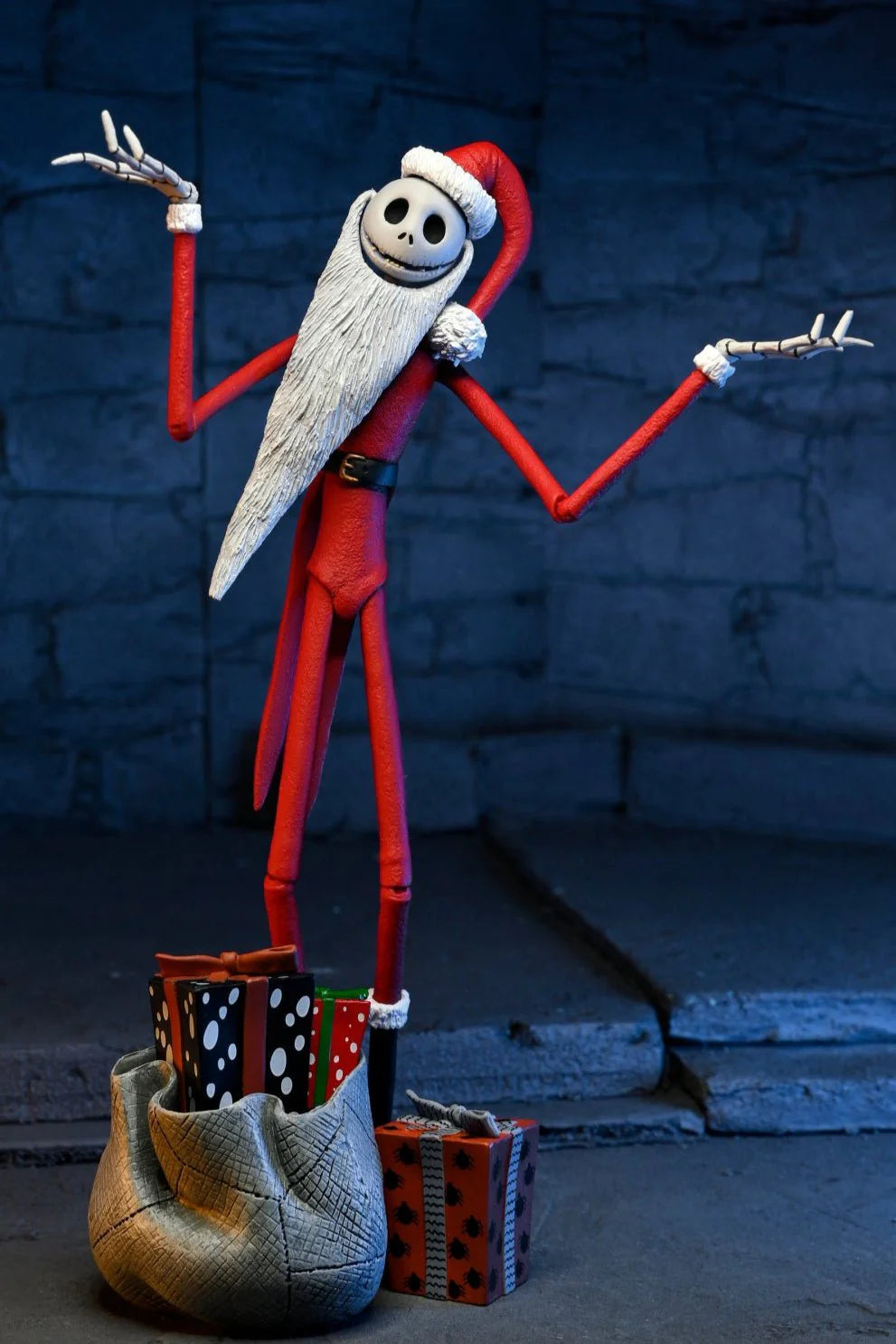 NECA Ultimate The Nightmare Before Christmas - Santa Jack Skellington