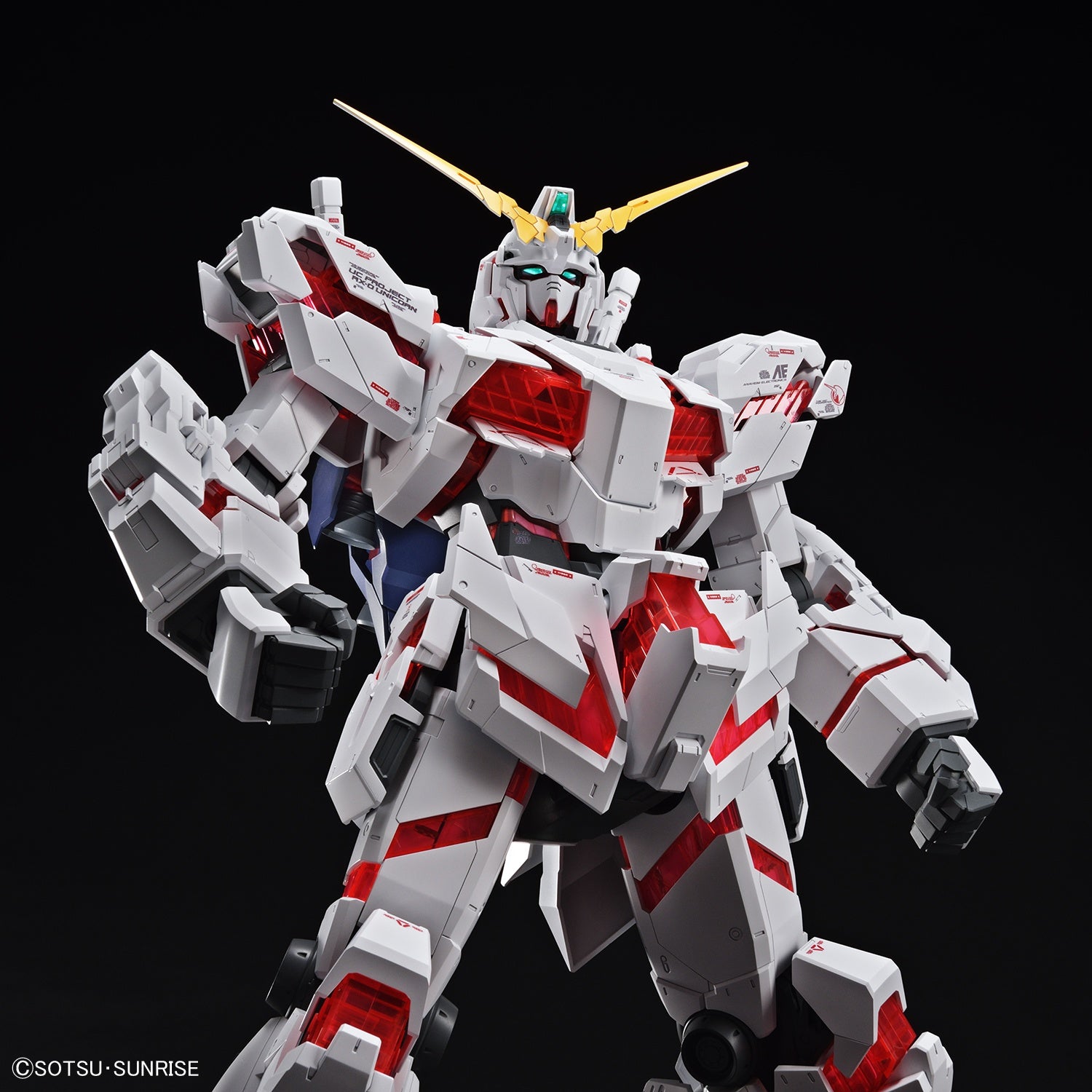 Bandai Model Kit GUNDAM Mega Size Model 1/48 Unicorn (Destroy Mode)