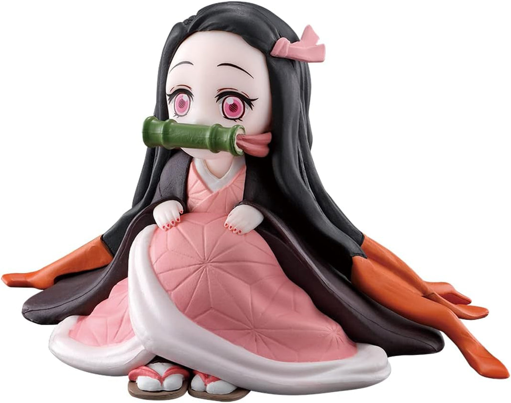 Bandai Nezuko caja Rosa