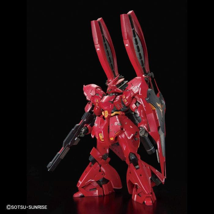 Bandai Kit de Modelo GUNDAM RG 1/144 MSN-04FF Sazabi