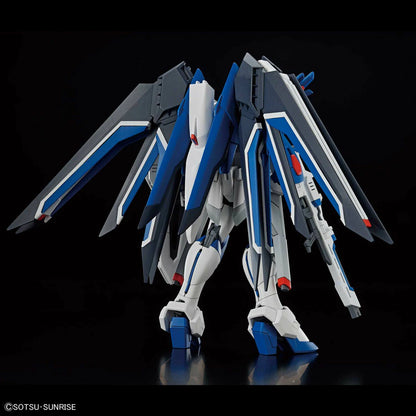 Bandai Model Kit GUNDAM Hg 1/144 Rising Freedom