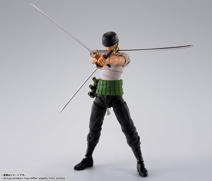 S.H.Figuarts One Piece Roronoa Zoro Romance Dawn