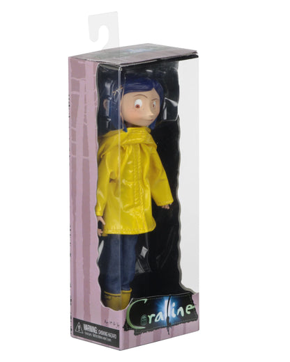 NECA Coraline con impermeable