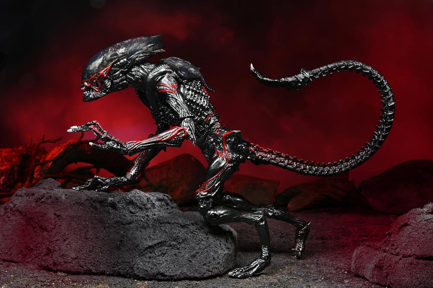 NECA Alien Night Cougar-  Tribute Kenner